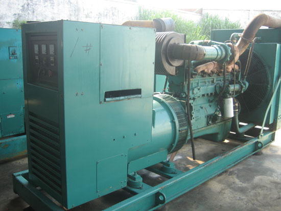 巴音郭楞租赁发电机- 发电机碳刷磨损的原因是什么