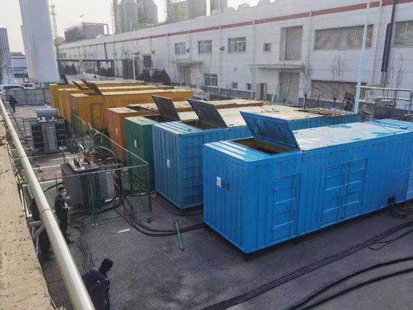 巴音郭楞380V和690V电压的电缆线相同吗？