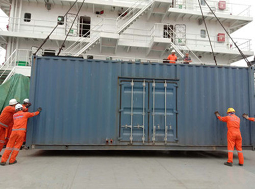 巴音郭楞柴油发电机组和储能设备配合使用时，有哪些需要注意的问题？