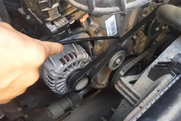 巴音郭楞转速传感器的工作原理是什么？