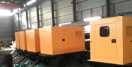 巴音郭楞柴油发电机组冬季启动后需要进行哪些检查和操作？