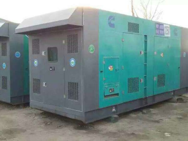 巴音郭楞合同中关于工期延误的责任如何界定和处理？